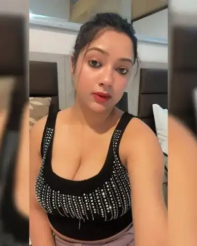 Call Girls Service Ramsar